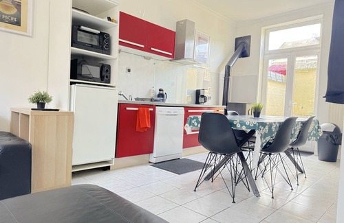 Croix House | Cosy 3-bedroom house close to all amenities