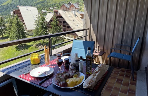 Montgellafrey Apartment | Cosy apartment 28m2 Saint François Longchamp at the foot of the slopes with garage