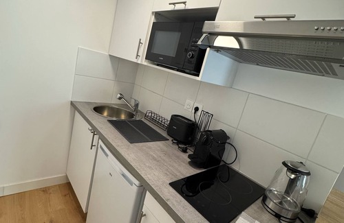 Poitiers Apartment | Cosy accommodation close to station/centre/Blossac