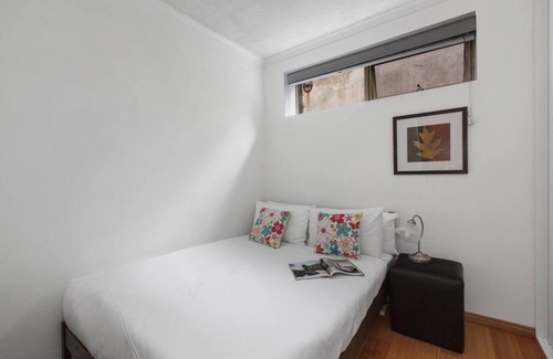 Fitzroy Apartment | Cosy and Comfortable Fitzroy Studio with Parking