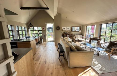 Selfoss Ski Chalet | Cosy and modern Chalet in Grímsnes, south of Iceland - Birta Rentals