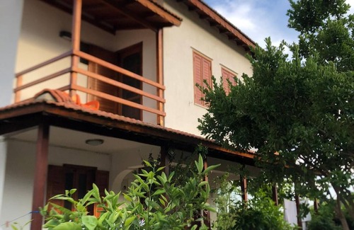 Karabaglar House | Cosy and relaxing villa in a big mandarin garden