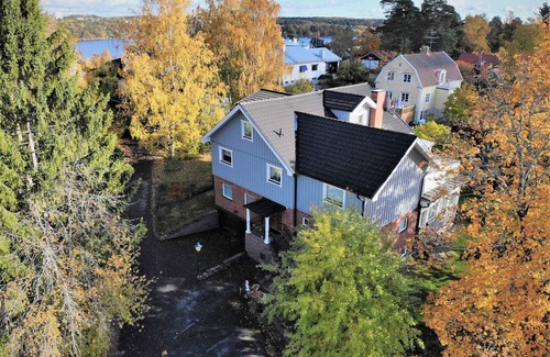 Bergendahl House | Cosy and Spacious home 15 minutes from Stockholm.