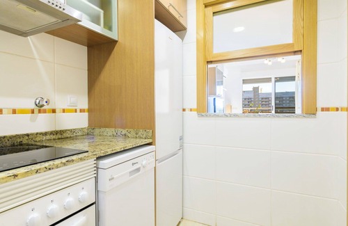 Cabanes Apartment | Cosy apartment for 4 guests with A/C, pool, TV, terrace, pets allowed and parking