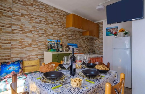 Torre Specchia Ruggeri House | Cosy apartment in villa for 5 people with WIFI, TV, panoramic view and parking, close to Lecce