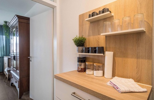 Schoenwald Apartment | Cosy Apartment 40 with Garden View, Wi-Fi and Balcony