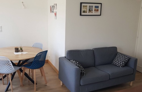 Sevres Apartment | Cosy apartment close Eiffel Tower and Castle of Versailles.