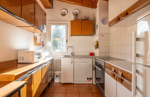 Castello Apartment | Cosy apartment for 6 people with WIFI, TV, balcony, pets allowed and parking
