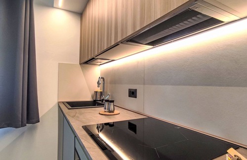 Commezzadura Apartment | Cosy apartment for 5 people with WIFI, TV, patio, panoramic view and parking