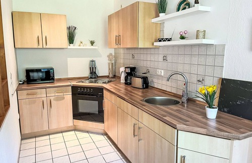 Sudarle Apartment | Cosy apartment for 2 guests with WIFI, TV, terrace and pets allowed