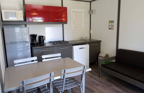 Aregno Apartment | Cosy apartment for 4 guests with A/C, WIFI, TV and terrace