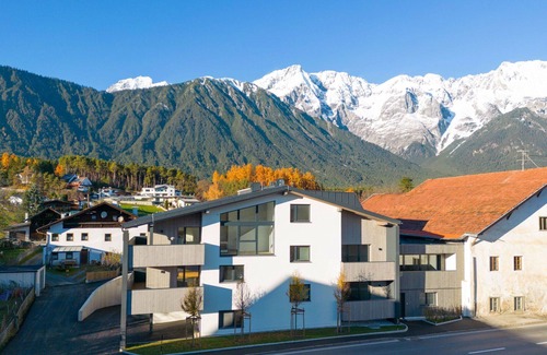 Fronhausen Apartment | Cosy apartment for 4 guests with WIFI, TV, patio and parking