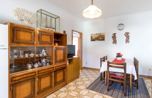 Donji Kraj Apartment | Cosy apartment for 4 guests with WIFI, A/C, TV, terrace, pets allowed and parking