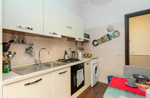 Quartiere XIII Aurelio Apartment | Cosy apartment for 4 guests with WIFI, A/C, TV, terrace and pets allowed