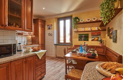 Morosolo Apartment | Cosy apartment for 4 guests with WIFI, TV, balcony and parking