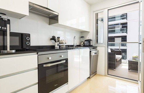 Cabanes Apartment | Cosy apartment for 4 people with WIFI, pool, A/C, TV, terrace and pets allowed