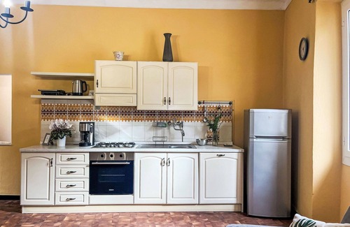 Prela Apartment | Cosy apartment for 5 guests with pool, WIFI, TV, patio and pets allowed