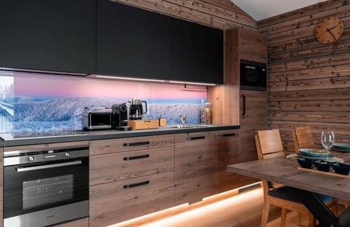Dolni Morava Apartment | Cosy apartment for 5 people with WIFI, TV, terrace and parking