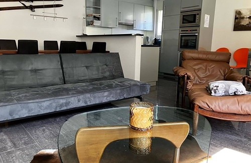 Engelberg Apartment | Cosy apartment for 6 guests with WIFI, TV and balcony