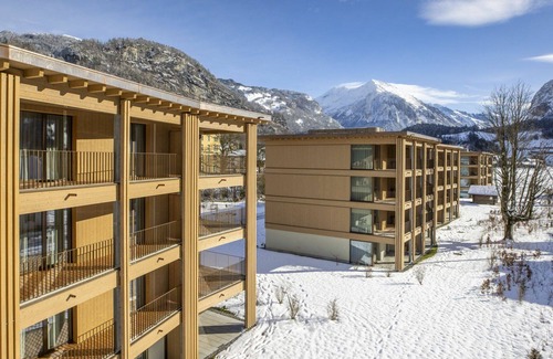 Meiringen Apartment | Cosy apartment for 6 people with WIFI, TV, terrace, pets allowed and parking