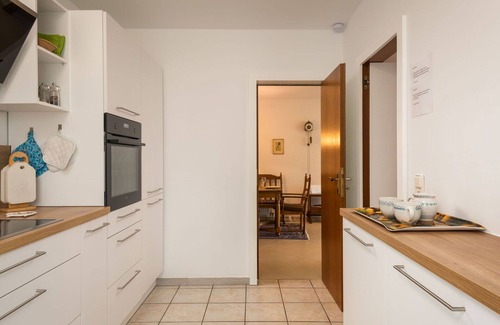 Lahnstein Apartment | Cosy apartment for 6 guests with WIFI, TV, terrace and panoramic view