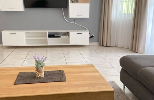 Saas Grund Apartment | Cosy apartment for 6 people with WIFI, balcony and pets allowed