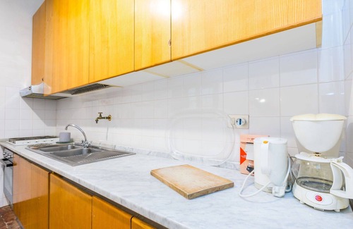 Pescia Apartment | Cosy apartment for 7 guests with WIFI, pool, TV, patio and pets allowed
