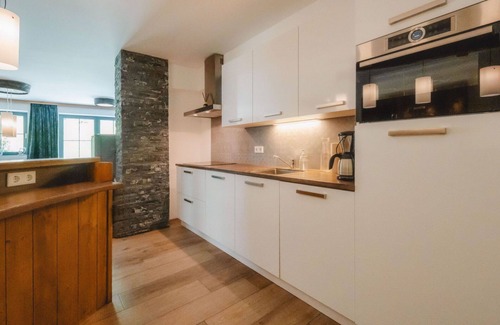 Saalbach-Hinterglemm Apartment | Cosy apartment for 8 people with WIFI, TV, terrace, panoramic view and parking
