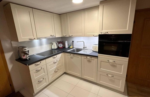 Moerel-Filet Apartment | Cosy apartment for 8 people with WIFI, TV, balcony and pets allowed