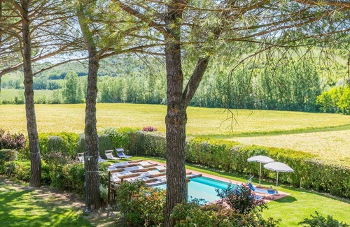 Montespertoli Villa | Cosy apartment in villa for 4 guests with pool, WIFI, TV, patio, pets allowed and panoramic view