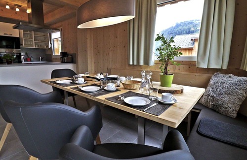 Hohentauern House | Cosy apartment in villa for 8 guests with WIFI, TV, terrace, panoramic view and parking