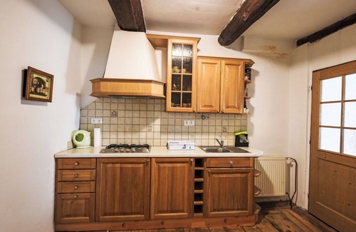 Horni Plana Villa | Cosy apartment in villa for 10 people with WIFI, pool, TV, pets allowed and parking