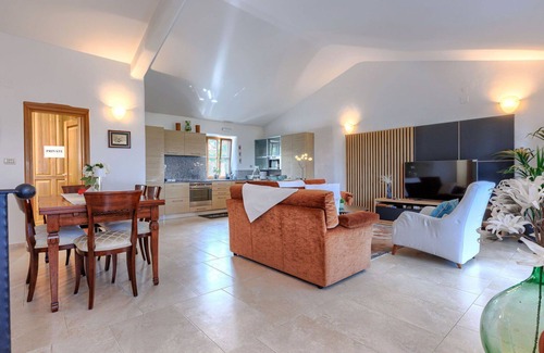 Bibali House | Cosy apartment in villa for 6 people with pool, A/C, WIFI, TV, terrace and parking
