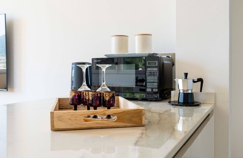 Cisano sul Neva Apartment | Cosy apartment for 4 people with A/C and parking