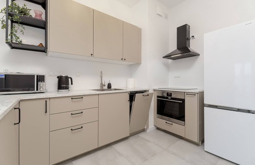 Rzeszow Apartment | Cosy Apartment With Balcony by Renters