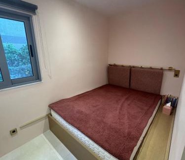 Glyfada Apartment | Cosy apartment with shared pool and garden