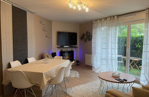 Carrieres-sous-Poissy Apartment | Cosy Appart Proche du rer A et psa
