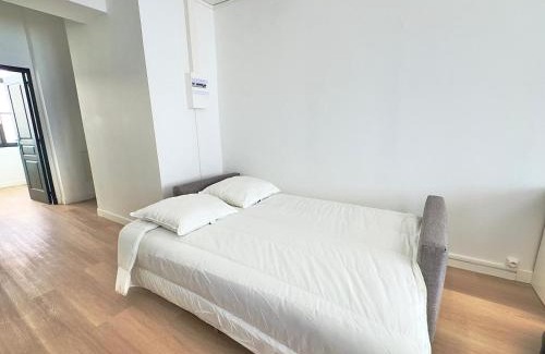 Douai Apartment | Cosy appart- 2 pers Netflix Hyper centre Douai