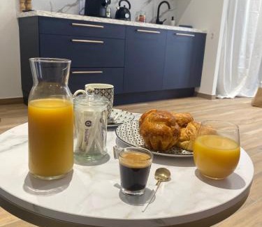 Veauche Apartment | Cosy Appart’ & spa - Appartement privatif - baignoire balnéothérapie