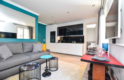Quartier du Faubourg-Montmartre Apartment | Cosy appt - Grands boulevards/MusÃ©e GrÃ©vin