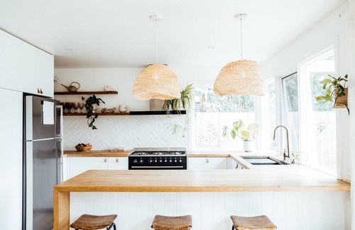 Jan Juc House | Cosy beach shack w/outdoor bath, fire pit, close to surf beach & nature walks