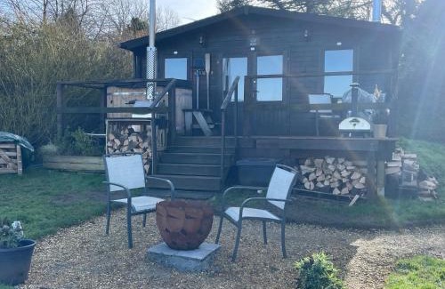 West Meon House | Cosy cabin in Annie’s meadow