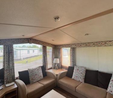 Winestead House | Cosy caravan