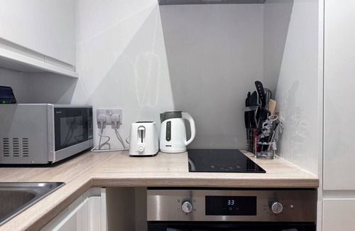 Maidstone Apartment | Cosy Central Maidstone Suite | Perfect Location