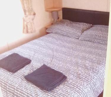 Dingle Apartment | Cosy Chalet Mobile Home , Peace & Quiet
