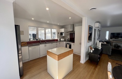 Cambridge House | Cosy character home in Cambridge