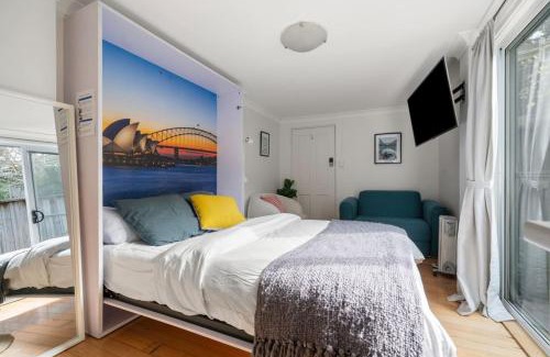 Cammeray Apartment | Cosy, Compact and Private Studio Garden Apartment