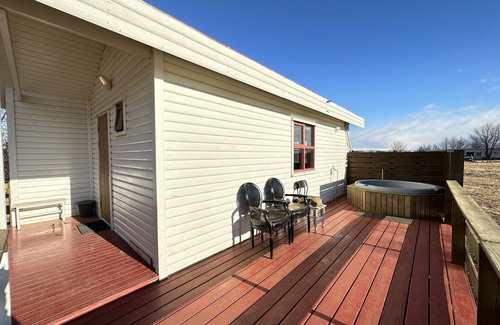 Hella Cabin | Cosy Cottage, Few meters from the tourist attraction CAVES OF HELLA
