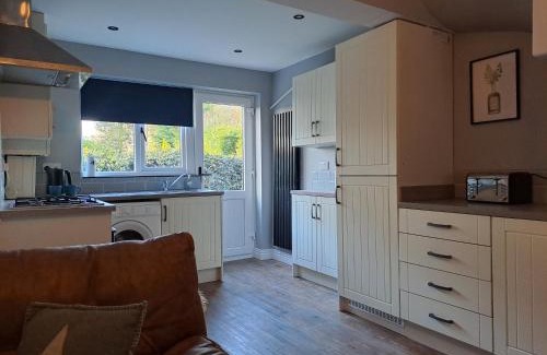 Rocester House | Cosy cottage near Alton Towers