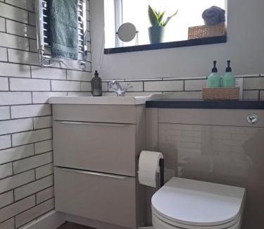 Rocester House | Cosy cottage near Alton Towers